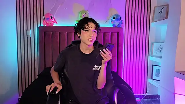 SthepanodiMonaco online show from 03-15-26, 03:34