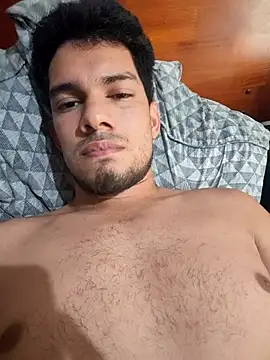 Snapshot of eloculto98 chatting on 12-01-25, 04:34 eloculto98 online show from 12-01-25, 04:34