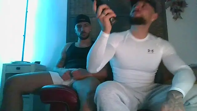 Snapshot of lorenzoca9897 chatting on 01-08-26, 02:52 lorenzoca9897 online show from 01-08-26, 02:52