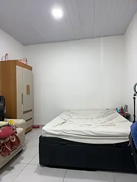 Lillith Bloom online show from 04-16-26, 12:17