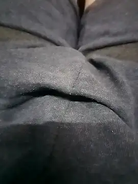 tratranztranz4 online show from 11-28-25, 02:36