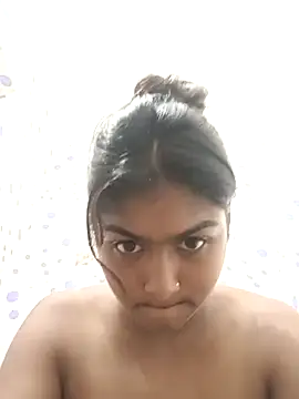 Snapshot of Cute_diya023 chatting on 05-30-26, 08:33 Cute diya023 online show from 05-30-26, 08:33