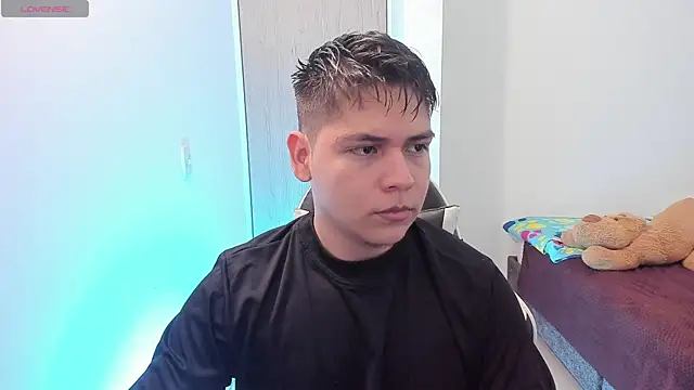 Asta YunoXXX online show from 04-23-26, 04:14