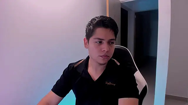 Asta YunoXXX online show from 06-05-26, 01:01
