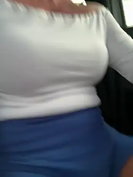 Snapshot of isabelli41 chatting on 05-18-26, 03:07 isabelli41 online show from 05-18-26, 03:07