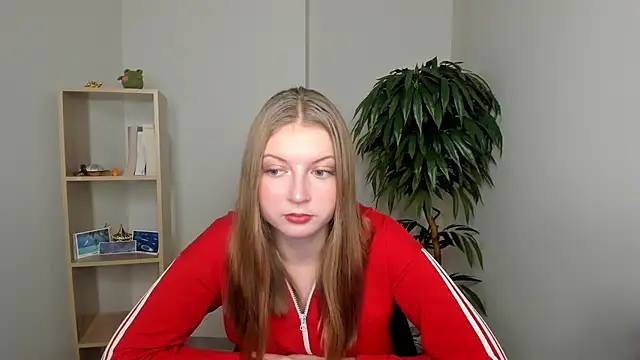 VerllineUrquidez online show from 11-29-25, 09:01