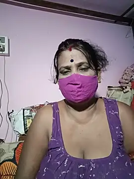 Snapshot of me-pari-hu chatting on 05-16-26, 05:56 me-pari-hu online show from 05-16-26, 05:56