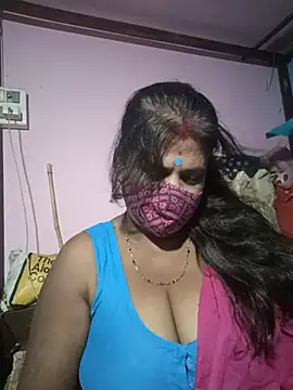 Snapshot of me-pari-hu chatting on 05-29-26, 05:55 me-pari-hu online show from 05-29-26, 05:55