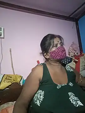 Snapshot of me-pari-hu chatting on 05-30-26, 05:32 me-pari-hu online show from 05-30-26, 05:32