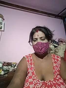 Snapshot of me-pari-hu chatting on 06-07-26, 04:00 me-pari-hu online show from 06-07-26, 04:00