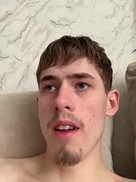 FreeRich online show from 02-11-26, 03:22