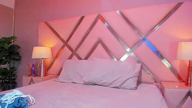 ViolettaLane online show from 12-02-25, 11:59