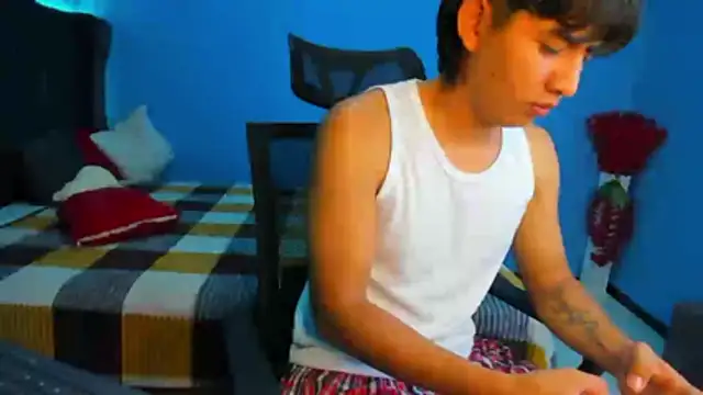 Mikke18 online show from 02-25-26, 04:55