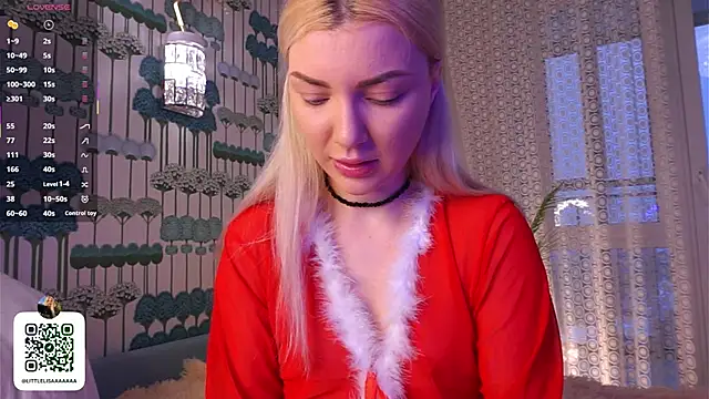 ElizzaBed online show from 12-18-25, 05:24