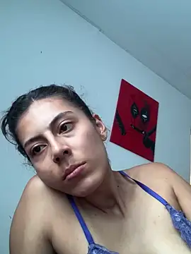 laia williamss online show from 12-18-25, 02:01