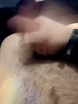 Snapshot of Avon19cm chatting on 11-29-25, 03:42 Avon19cm online show from 11-29-25, 03:42