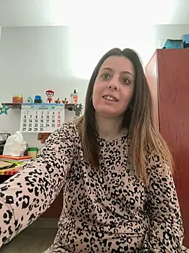 Sareyxon online show from 04-12-26, 07:57