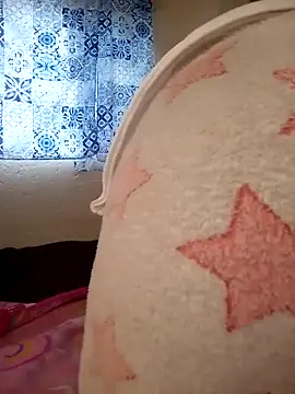 naughty horny bitch online show from 04-18-26, 07:34