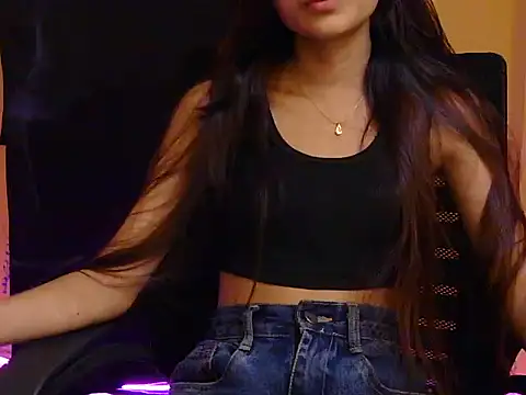 Snapshot of ItsArohi chatting on 12-01-25, 10:42 ItsArohi online show from 12-01-25, 10:42