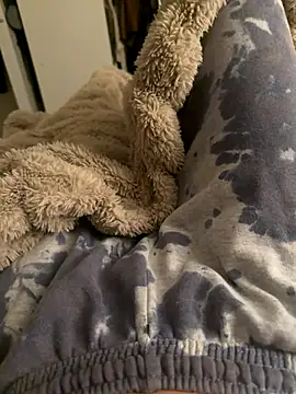 Snapshot of ResponsibleAir2 chatting on 11-30-25, 10:41 ResponsibleAir2 online show from 11-30-25, 10:41