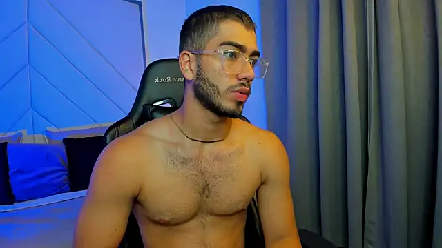 Franco banderas online show from 12-02-25, 12:21