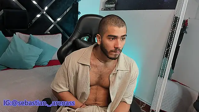 Franco banderas online show from 12-20-25, 03:41