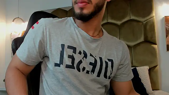 Franco banderas online show from 02-16-26, 09:27