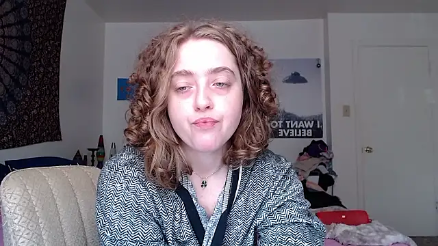 DeliaBlew online show from 02-09-26, 02:54