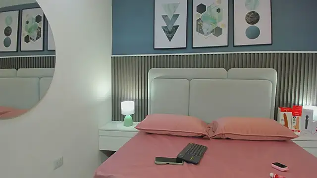 Miia cute18 online show from 03-12-26, 11:38