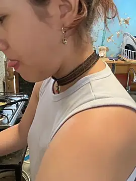 dakota021 online show from 02-06-26, 05:16