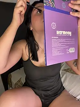 Snapshot of sarita_bibies19 chatting on 05-20-26, 06:30 sarita bibies19 online show from 05-20-26, 06:30