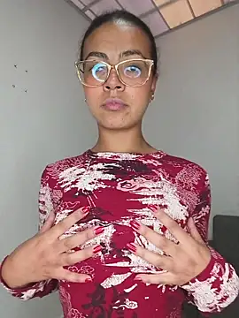   VioletaHeaven   online show from 03-18-26, 08:56