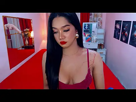 Snapshot of UrScreenGoddess chatting on 07-14-26, 10:21 UrScreenGoddess online show from 07-14-26, 10:21
