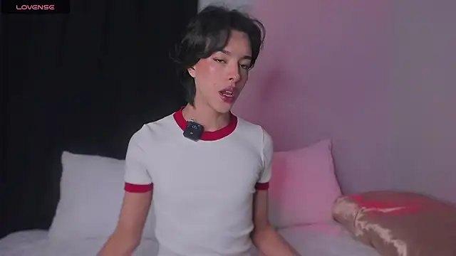 Snapshot of bastian_mercury chatting on 12-02-25, 07:47 bastian mercury online show from 12-02-25, 07:47