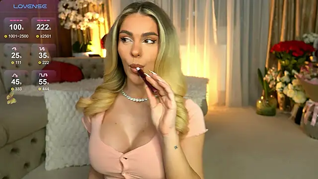 ChloeVelvetx online show from 02-17-26, 09:32