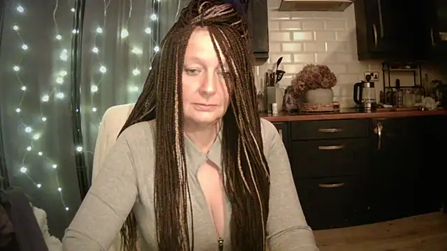 pixxiexo online show from 12-23-25, 02:31