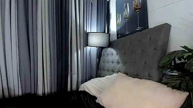 asianpetiteprincess online show from 06-03-26, 12:52