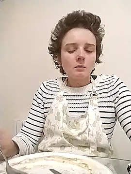 Amy01112 online show from 05-04-26, 06:48