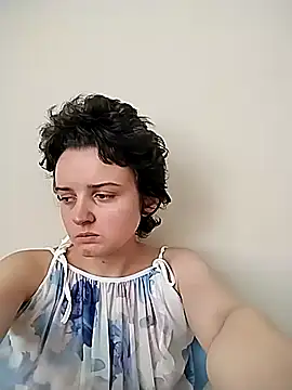 Amy01112 online show from 05-27-26, 11:51