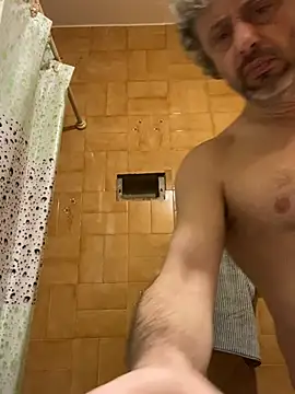 Petebulimia online show from 06-09-26, 06:41