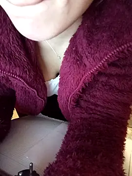 gatitachula93 online show from 03-09-26, 06:01