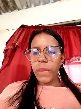 Dirty She Wolf online show from 12-03-25, 02:04