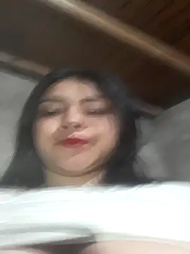 Estefanny Lolyy online show from 07-18-26, 04:27