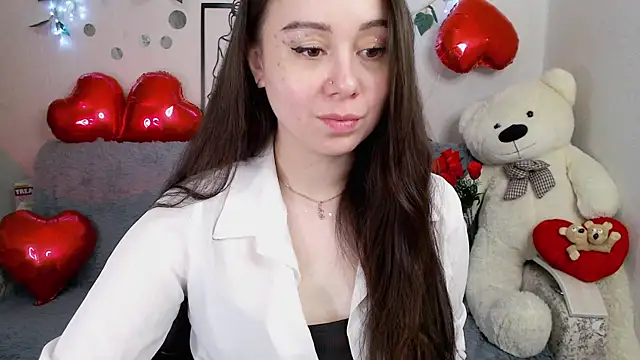 Snapshot of AlinaEleven chatting on 05-03-26, 10:49 AlinaEleven online show from 05-03-26, 10:49