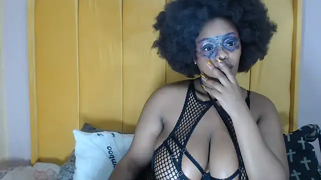 Snapshot of SexyHarleyBlack chatting on 06-23-26, 05:27 SexyHarleyBlack online show from 06-23-26, 05:27