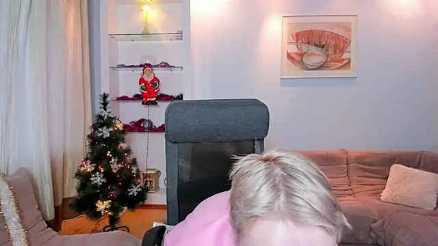 KamillaJei online show from 12-17-25, 06:19