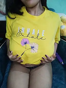 CherrychloeXO online show from 05-23-26, 05:12
