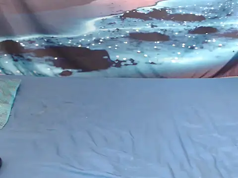 Bootyylicious online show from 12-18-25, 11:16