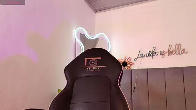 CHEERRY TAY1 online show from 03-15-26, 11:38