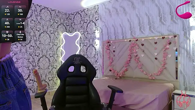 CHEERRY TAY1 online show from 07-28-26, 06:20